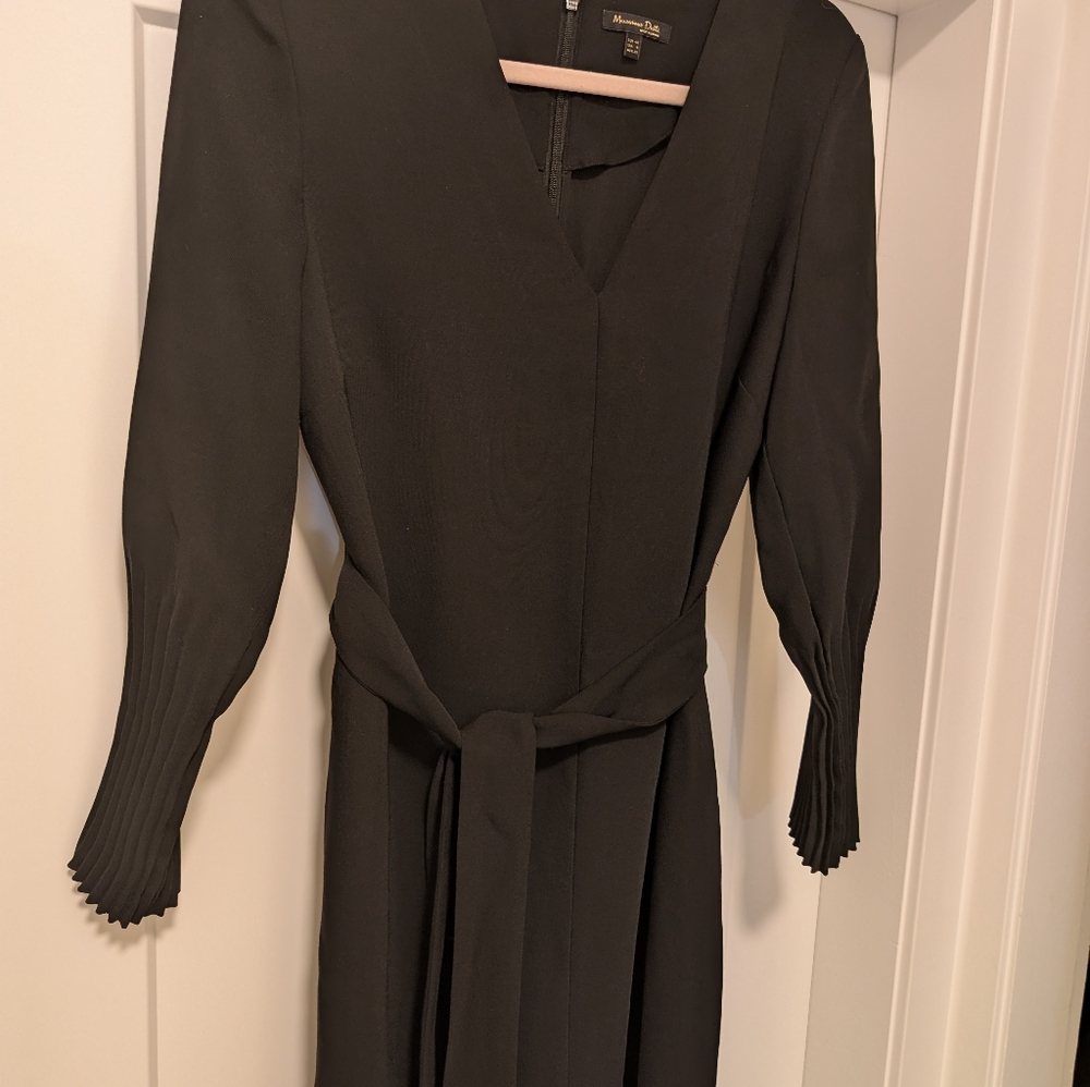 Black Crepe Dress, Pleated Cuffs, Massimo Dutti, Size 8, Excellent Condition